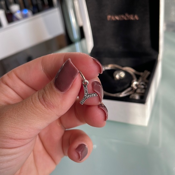 DISCONTINUED Pandora sterling silver Y initial name letter charm - Picture 1 of 5